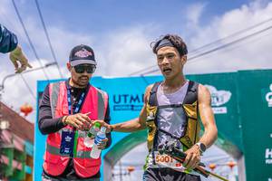 BIB: 5001
                            <button type="button" onclick="openModal(21762338)" class="btn btn-primary btn-sm float-right btn-popup" data-toggle="modal" data-target=".modal-high-quality">
                        <i class="fas fa-shopping-cart"></i> Add to Cart
                    </button>
                                            <button type="button" onclick="isThisMe(21762338, true)" class="btn btn-success btn-sm float-right btn-popup btn-isme hidden" data-toggle="tooltip" data-placement="bottom" title="นี่คือรูปของคุณใช่ไหม คลิกที่นี่เพื่อเอาเข้าอัลบั้ม">
                        <i class="fas fa-plus"></i> Add to album
                    </button>
                    <button type="button" onclick="isThisMe(21762338, false)" class="btn btn-warning btn-sm float-right btn-popup btn-isnotme hidden">
                        <i class="fas fa-ban"></i> Remove from album
                    </button>